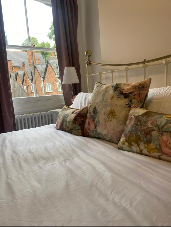 Chester Stays - Lovely 2 Bedroom House In The Heart Of تشيستر المظهر الخارجي الصورة