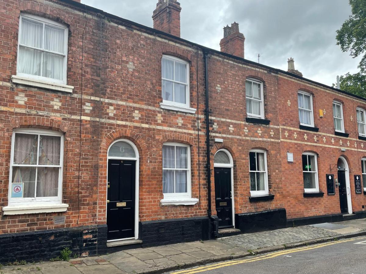 Chester Stays - Lovely 2 Bedroom House In The Heart Of تشيستر المظهر الخارجي الصورة