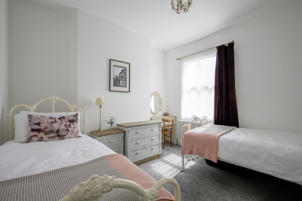 Chester Stays - Lovely 2 Bedroom House In The Heart Of تشيستر المظهر الخارجي الصورة